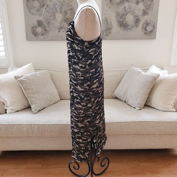 Topshop Camo Slip Dress - size 8 in Green - Picture 10 of 16